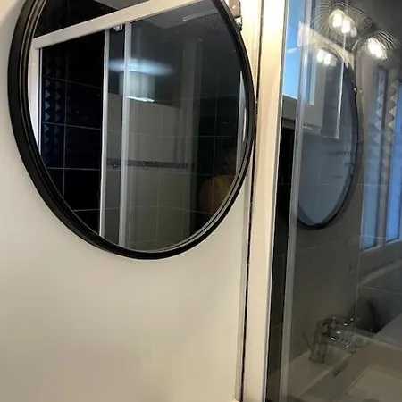 Gaby~ 2 Pers ~ Hypercentre アパート *